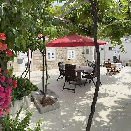 Lomara Casa de hóspedes